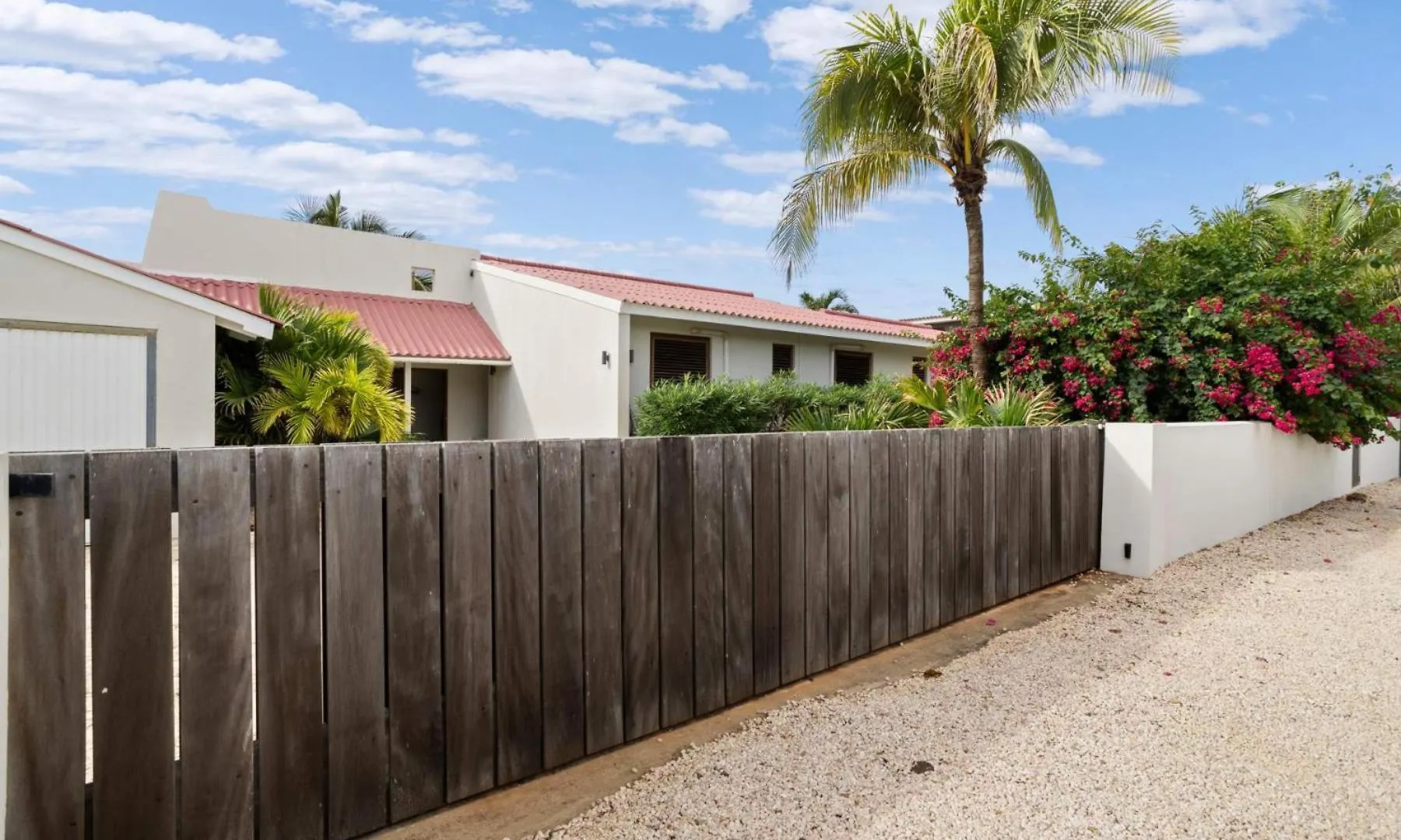 קרלנדיק Villa Di Dos Kas With A Refreshing Private Pool
